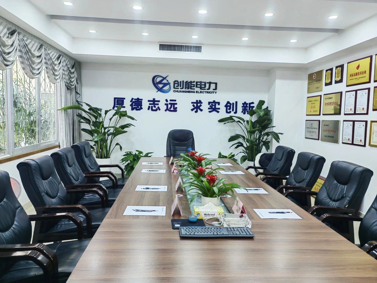 ae5aafca368b2b1808e2de3cad44d229